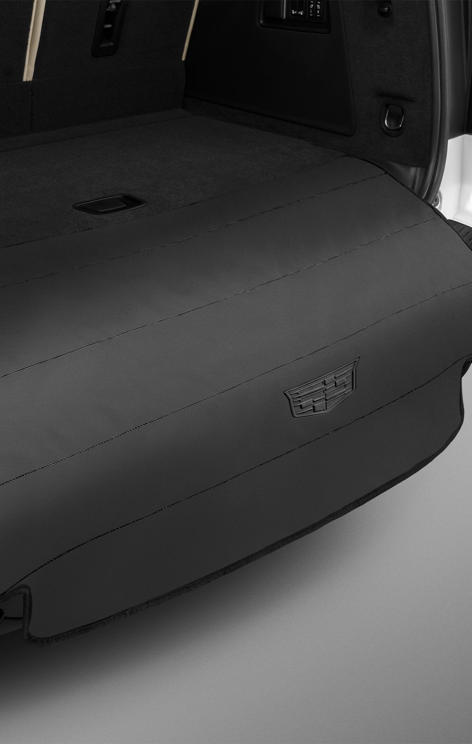 Protector de cajuela para tu camioneta de lujo Cadillac Escalade