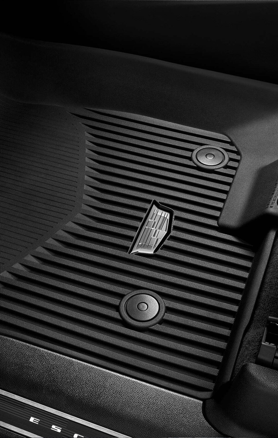  Tapete de vinil rígido de primera fila con logo Cadillac color negro