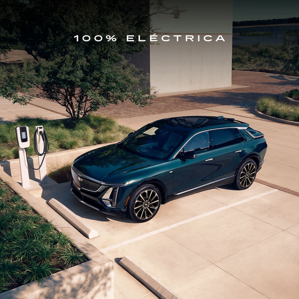 Siente el impulso 100% eléctrico en tu camioneta de lujo, Cadillac Lyriq