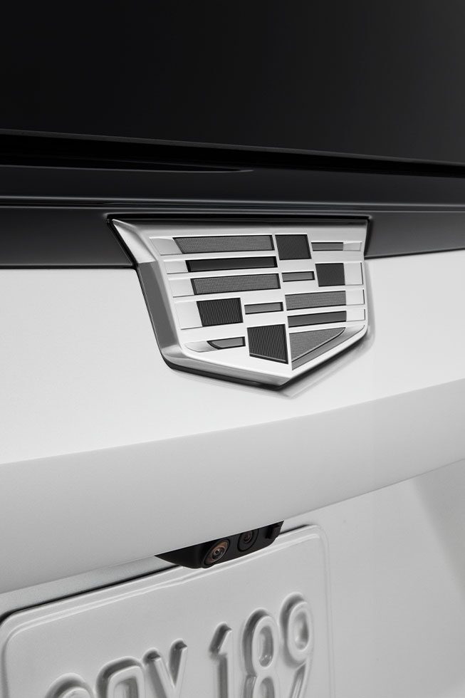  Descarga el catálogo de accesorios para tu camioneta grande de lujo, Cadillac Escalade-V 2024