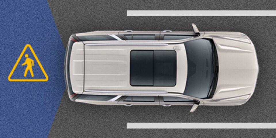 Camioneta grande de lujo, Cadillac Escalade-V 2024, con frenado automático de emergencia