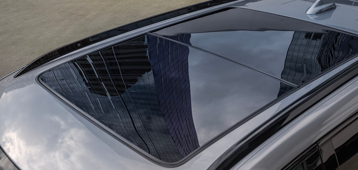 Quemacocos electrónico panorámico en tu Cadillac XT4 2024, camioneta compacta de lujo