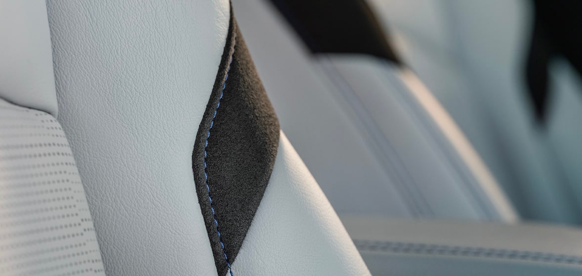 Nuevo diseño de asientos en tu Cadillac XT4 2024, camioneta compacta de lujo