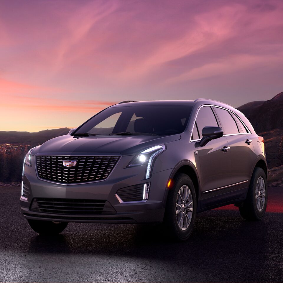 Icónicos faros LED y detalles de lujo en tu Cadillac XT5 2024