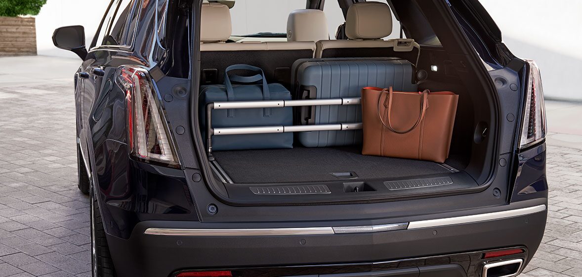 Apertura de cajuela con función manos libres en tu Cadillac XT5 2024