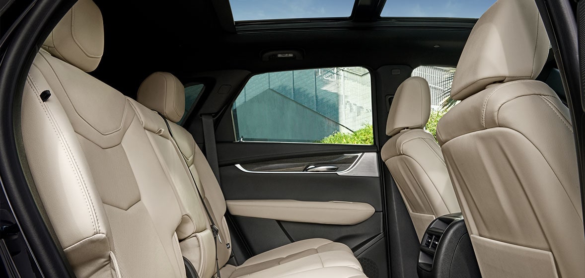 3 zonas de aire acondicionado con ionizador purificador de aire en tu Cadillac XT5 2024, SUV de lujo
