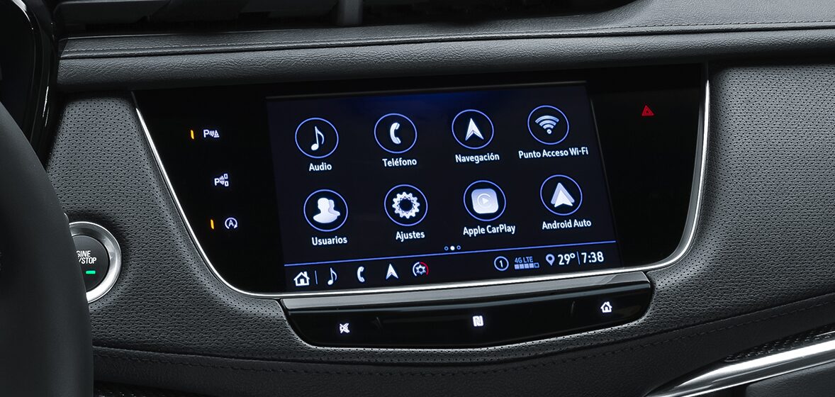 SUV de lujo Cadillac XT5 2024 con Wireless Phone Projection