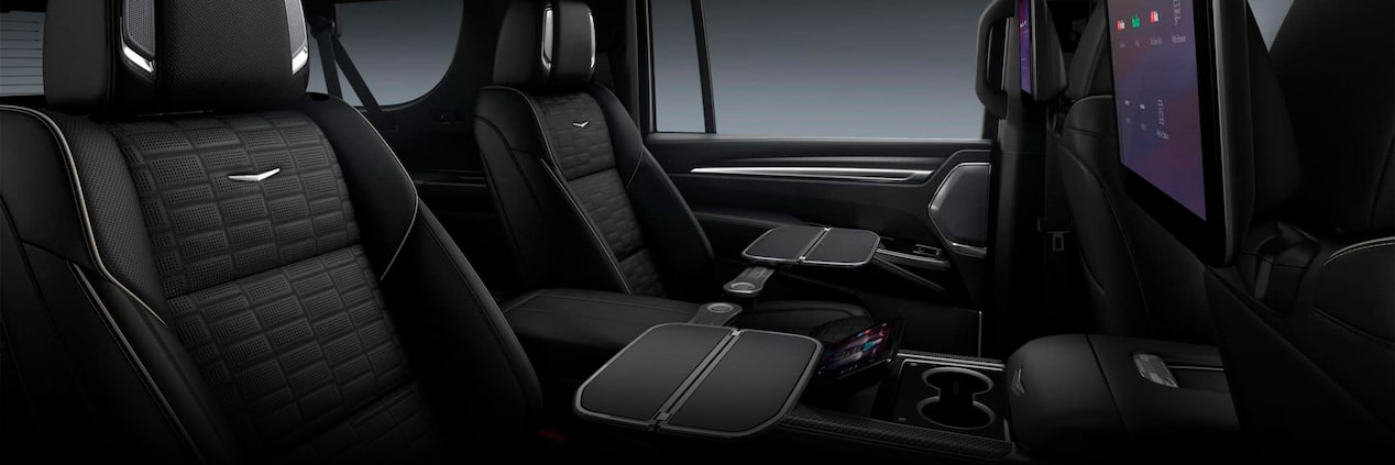 Lujoso interior de la nueva Cadillac Escalade-V 2025, confort en todo su esplendor
