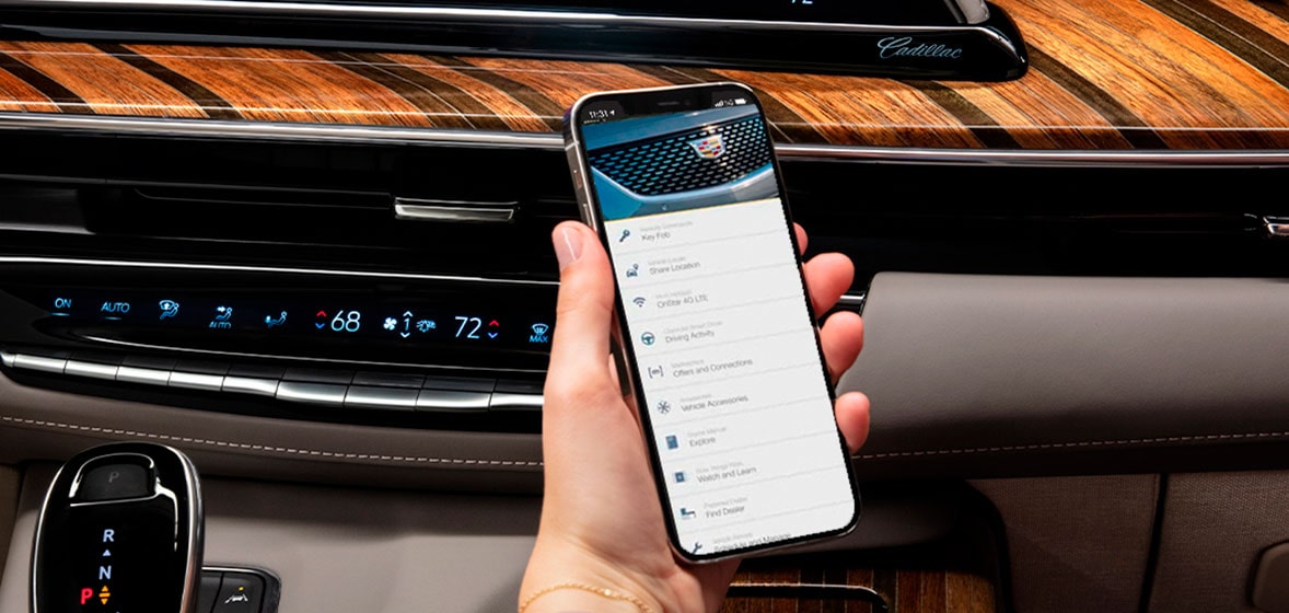 Wireless phone projection en la nueva camioneta grande de lujo, Cadillac Escalade-V 2025