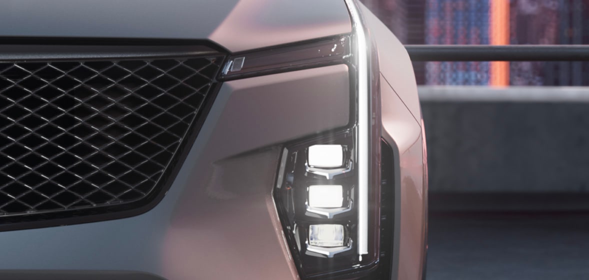 Faros adaptativos con tecnología Intellibeam en tu camioneta compacta de lujo, Cadillac XT4 2025