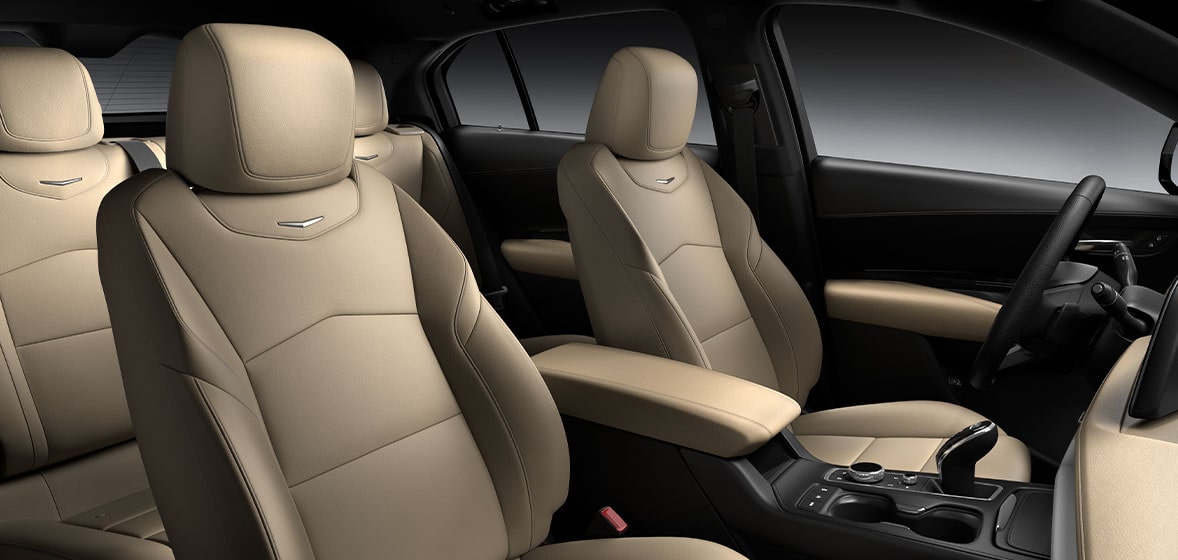 Asientos delanteros con ajuste lumbar en tu camioneta compacta de lujo, Cadillac XT4 2025