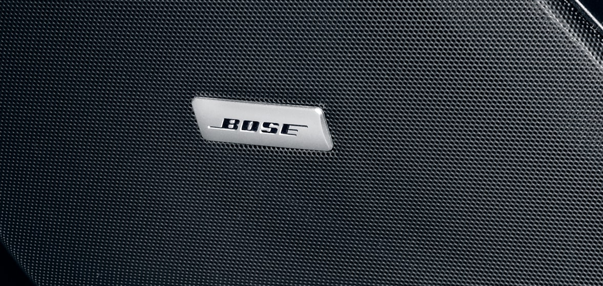 Cadillac XT5 2025, SUV de lujo con sistema de audio Bose