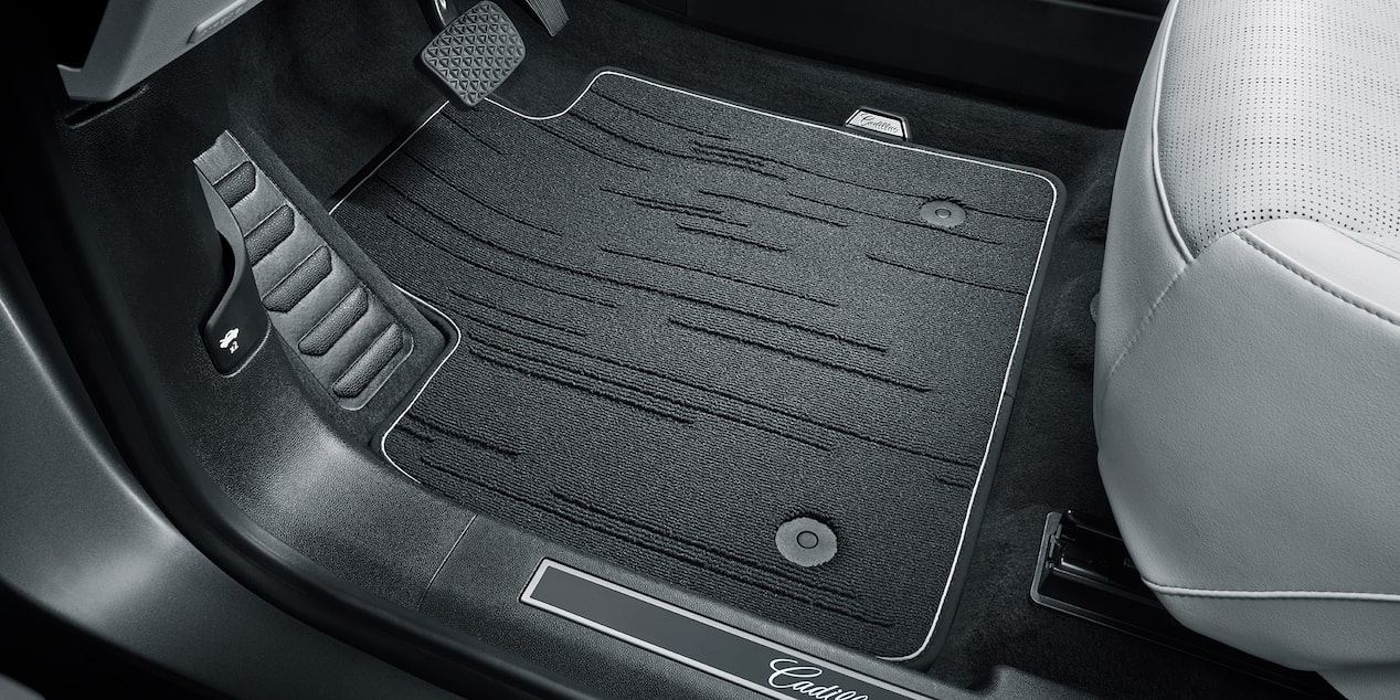 Descarga el catálogo de accesorios de la nueva Cadillac Lyriq-V, camioneta eléctrica de lujo