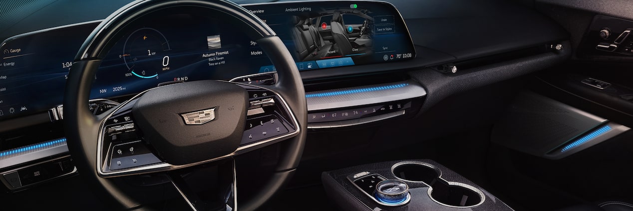Cadillac OPTIQ 2027 con cabina digital y pantalla LED extendida