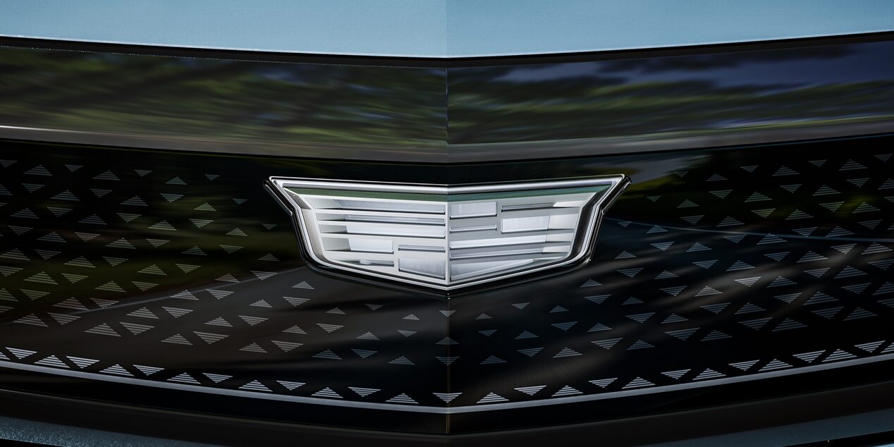 Paquete de fibra de carbono en tu Cadillac Optiq-V, SUV 100% eléctrica